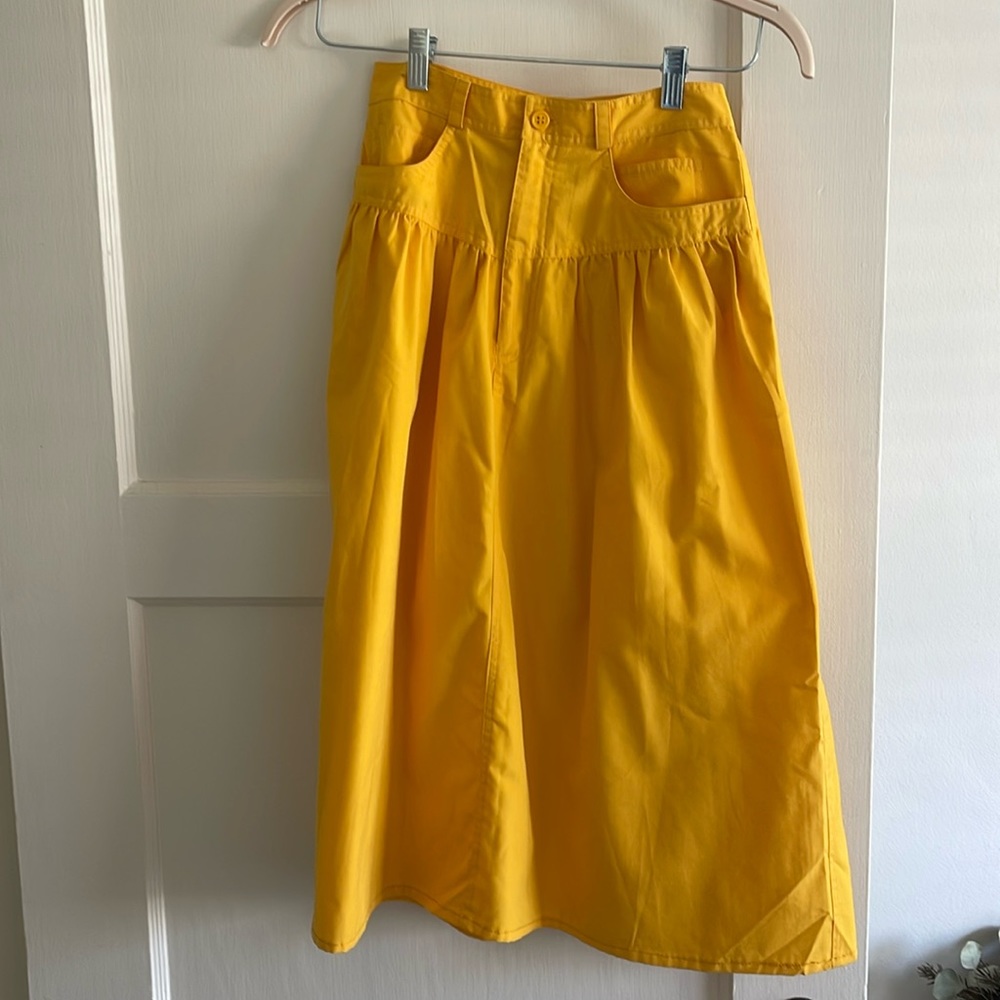 Vintage Mid Length Yellow Skirt